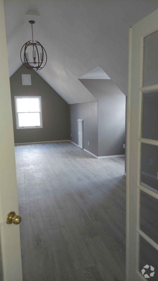 Building Photo - 2989 N Gretchen Way