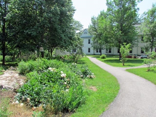 Primary Photo - Middlebury Commons