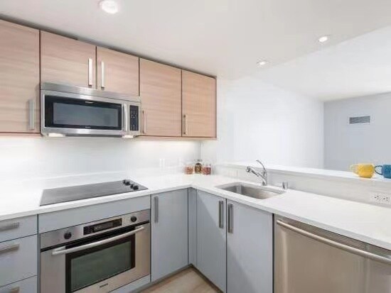 Foto del edificio - 555 4th St