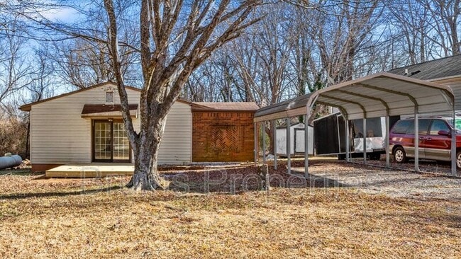 Building Photo - 3134 Dillon Rd