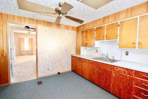 Building Photo - 824 Oak Grove