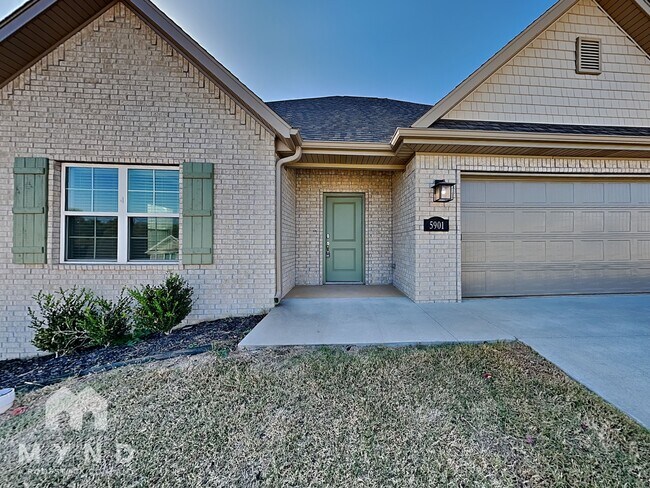 Building Photo - 5901 SW Gentle Winds Ave