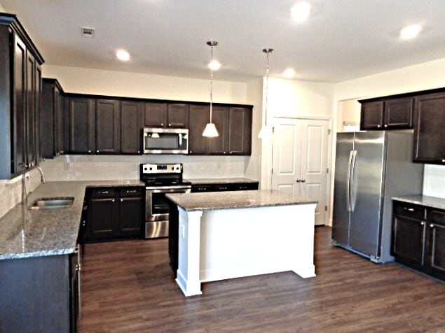 Building Photo - 535 Drema Ct