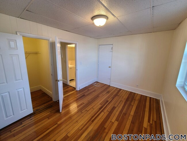 Foto del edificio - 437 Cambridge St