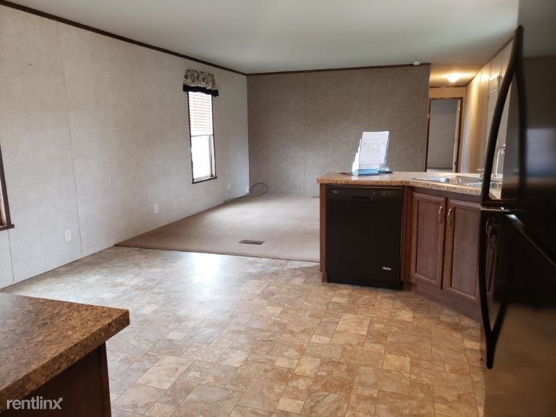 Primary Photo - 2700 Eaton Rapids Rd