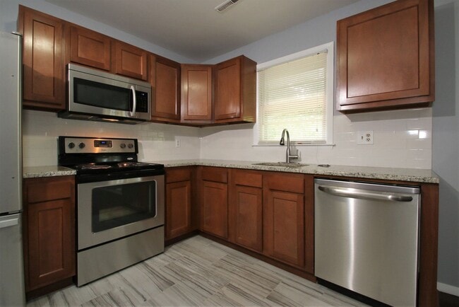 Building Photo - 39 High Top Cir