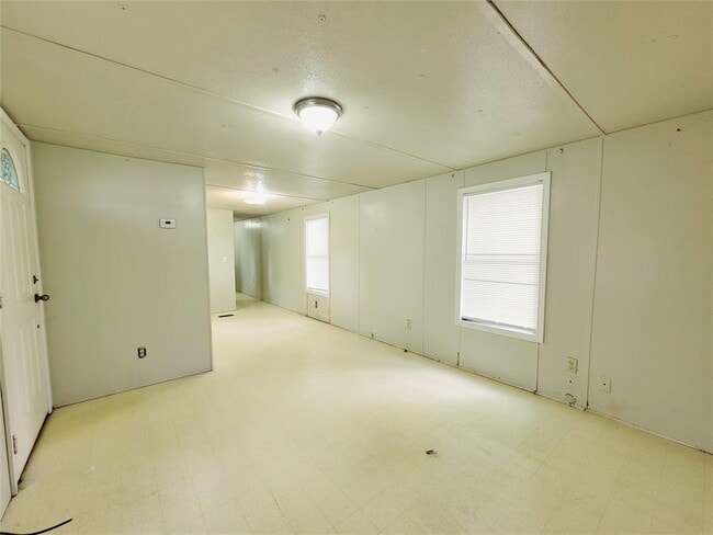 Building Photo - 401 S Woodson St