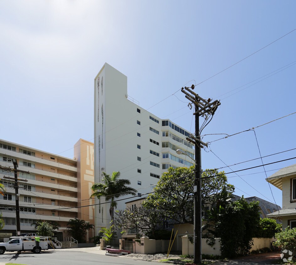 Seabreeze Apartments Honolulu, HI
