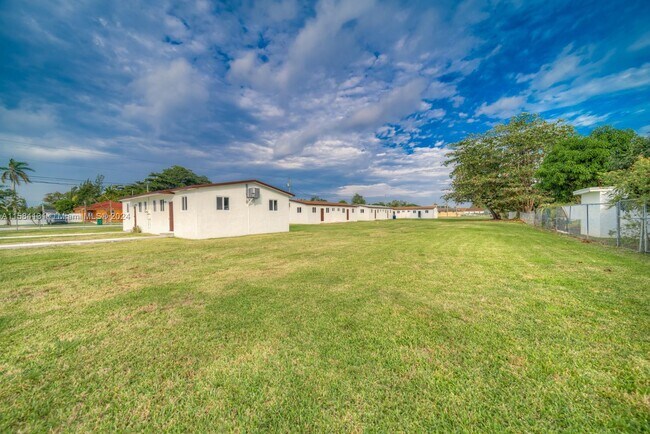 Foto del edificio - 10290 SW 177th St