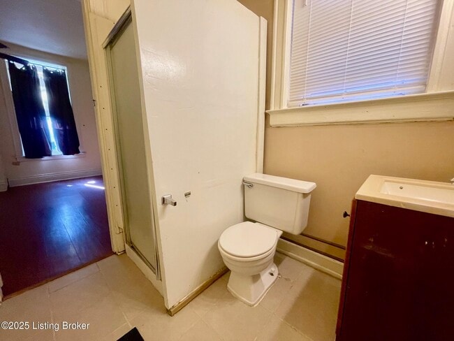 Foto del edificio - 502 Belgravia Ct