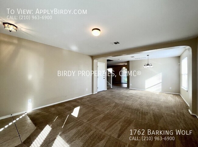 Building Photo - **2 Story, 3 Bed, 2.5 Bath Home Located Ne...