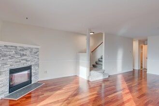 Building Photo - 30875 State Rte 20