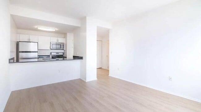 Building Photo - 2 bedroom in BROOKLYN NY 11201