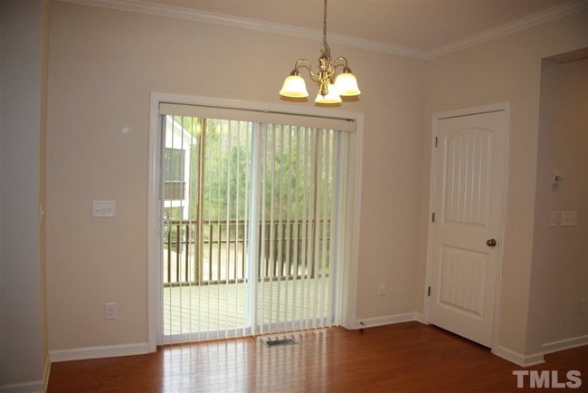 Building Photo - 1249 Silver Beach Way