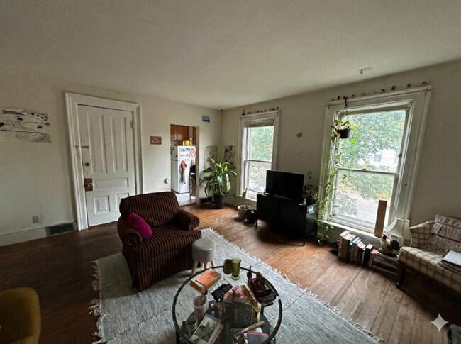 Foto del edificio - 129 E Gorham St