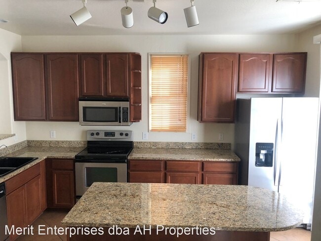 Foto del edificio - 3 br, 2.5 bath House - 2792 S BAHAMA DR