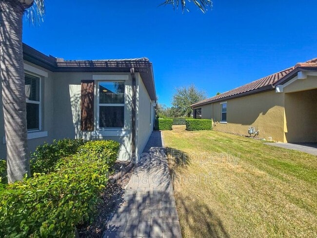 Building Photo - 11815 Bluebird Pl
