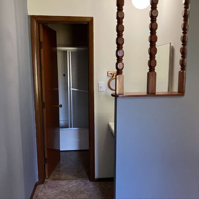 Foto del edificio - 1016 S Lexington Ave