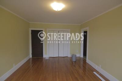 Foto del edificio - 1 bedroom in Somerville MA 02143