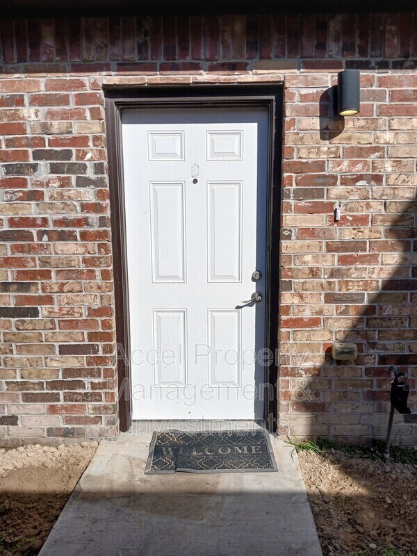 Foto del edificio - 1805 Cari Nicole Ave