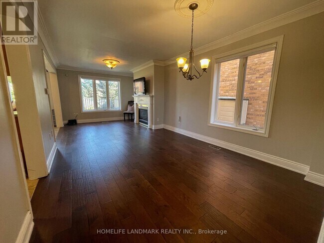 Photo du bâtiment - 2066 Shady Glen Rd