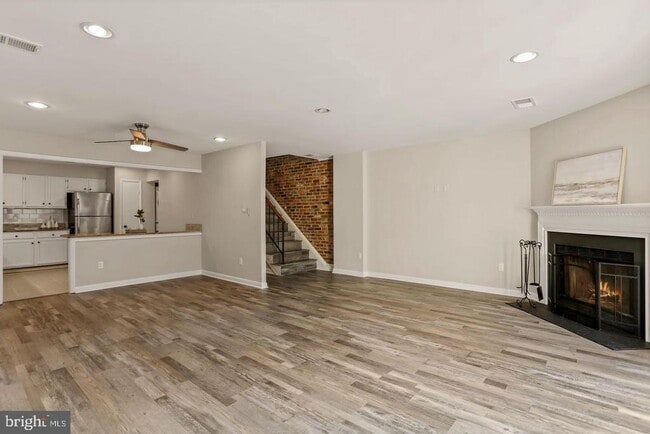 Building Photo - 3875A Steppes Ct