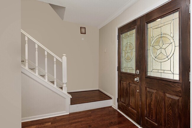 Foto del edificio - 27 Berryfrost Ln