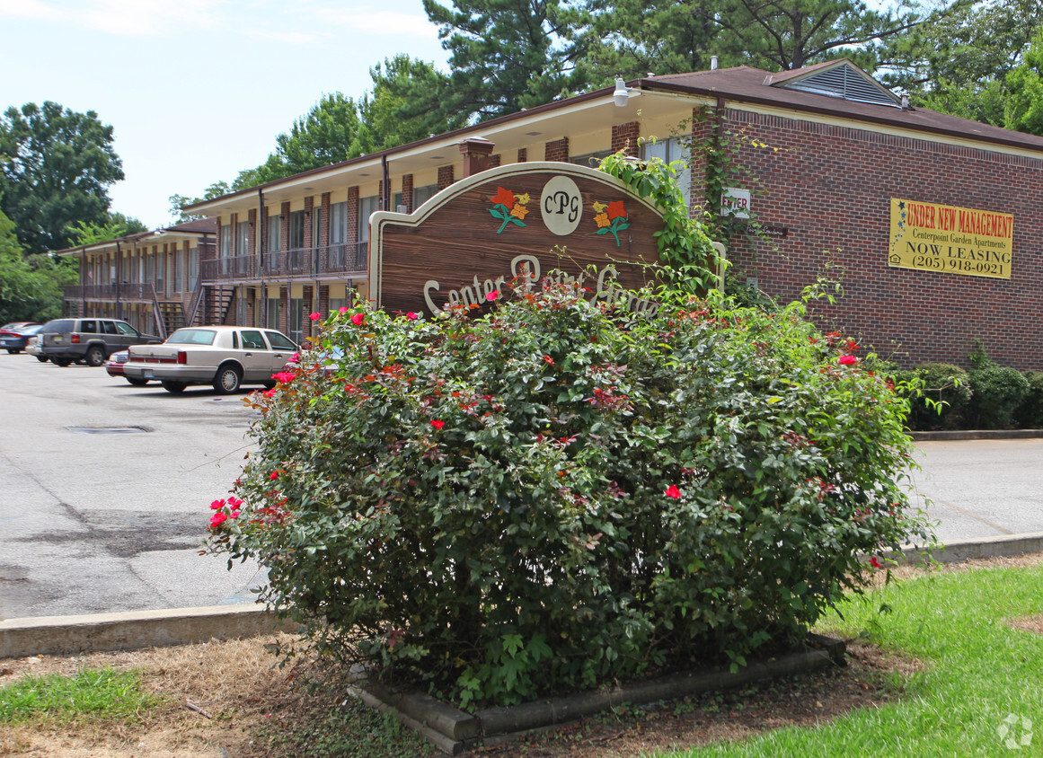 Building Photo - Centerpoint Gardens