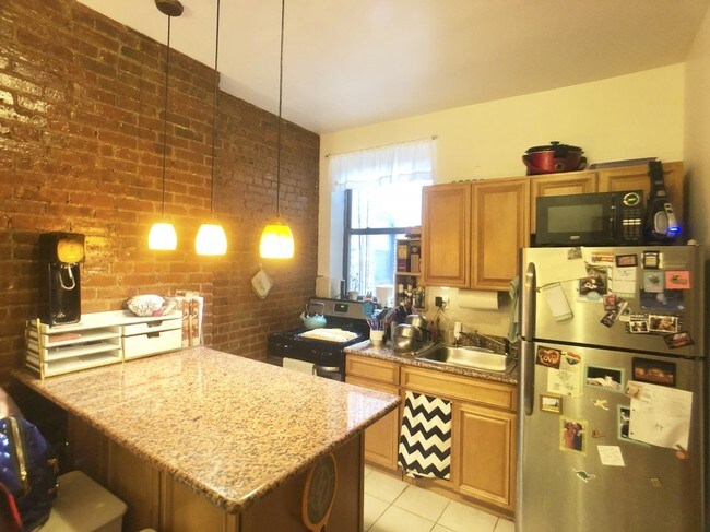 Building Photo - 420 St Nicholas Ave