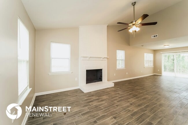 Foto del edificio - 8217 Meadowdale Ln