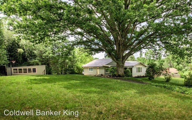 Building Photo - 3 br, 2 bath House - 61 Overlook Road