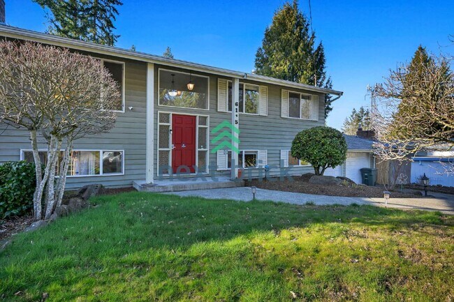 Building Photo - Prime Bellevue Home in a Highly Desirable Neighborhood