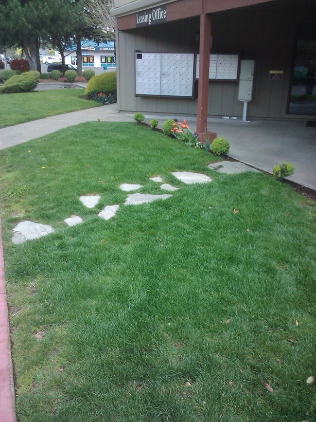 Building Photo - 4201 E 4th Plain Blvd