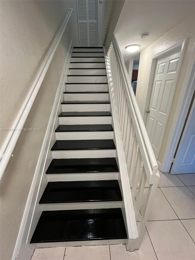 Foto del edificio - 2251 NW 136th Terrace