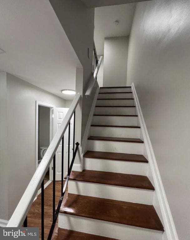 Building Photo - 5748 Yellowrose Ct