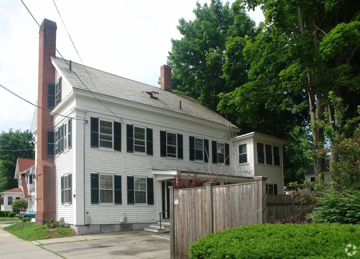 Building Photo - 244 High St