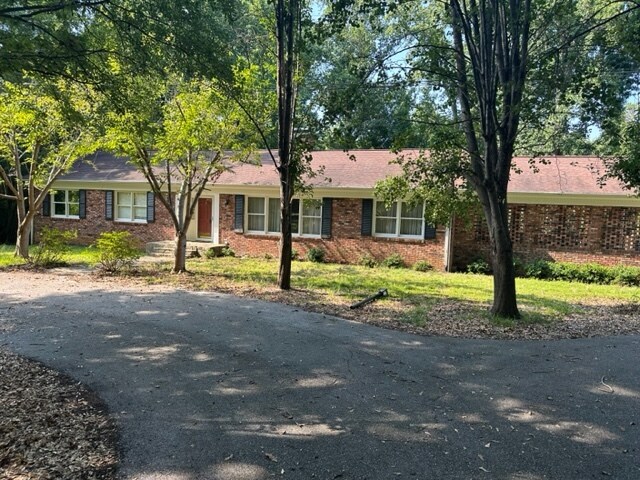 Foto del edificio - 108 Pine Acres Rd