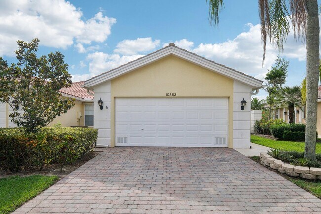 Foto del edificio - 10853 SW Elsinore Dr