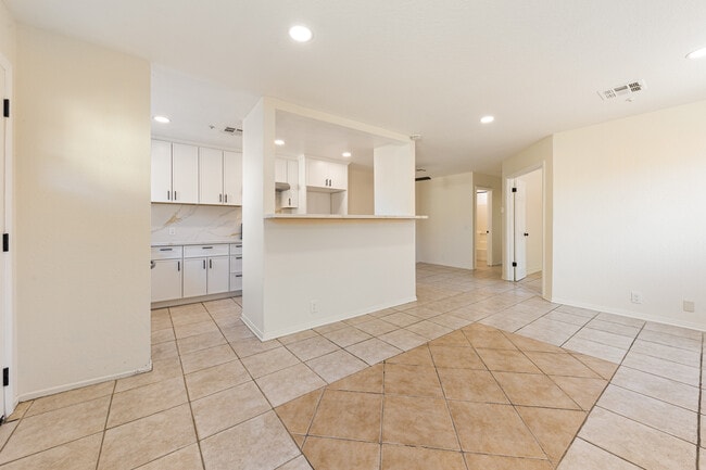 Building Photo - 13725 Nahum Dr