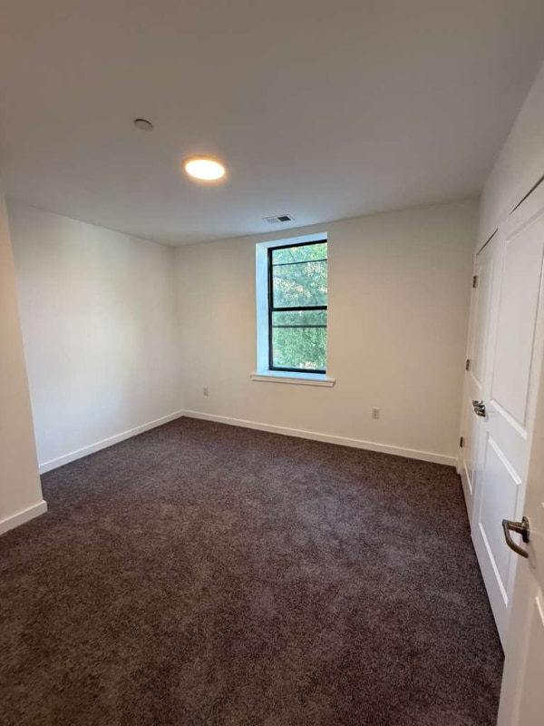 Building Photo - 329 W State St