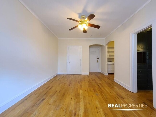 Building Photo - 0 bedroom in CHICAGO IL 60625