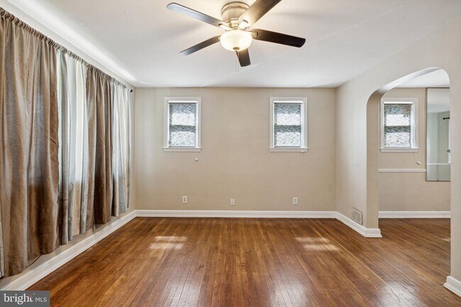 Building Photo - 3426 Ludgate Rd