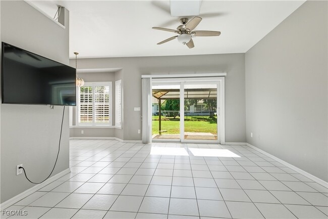 Building Photo - 318 SE 21st St