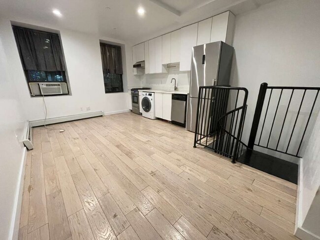 Foto del edificio - 66 E 127th St