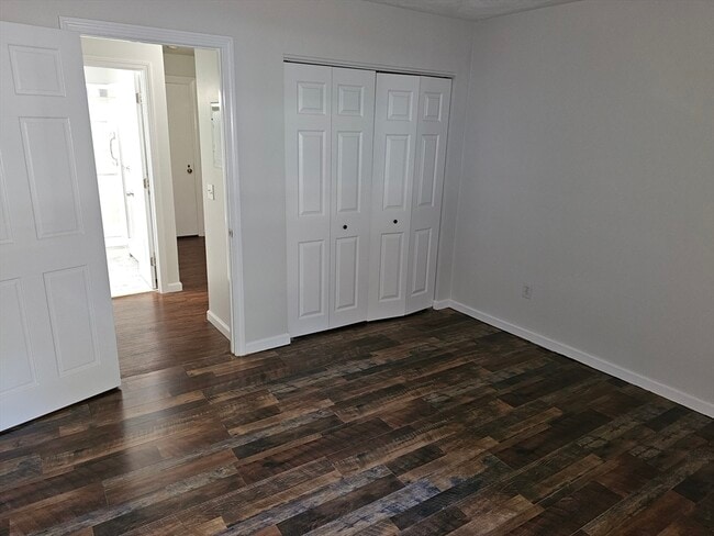 Building Photo - 15 Davis Rd