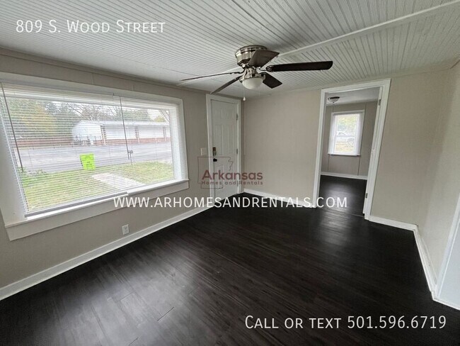 Foto del edificio - 809 S Wood St