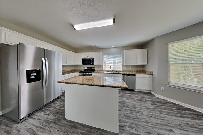 Building Photo - 12710 Autumn Glen Dr