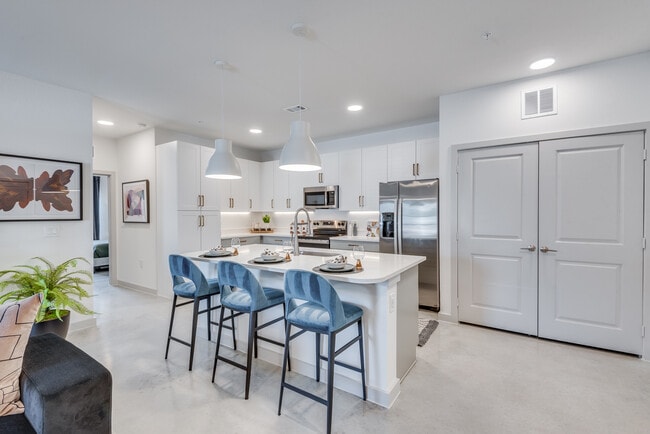 Building Photo - Strata