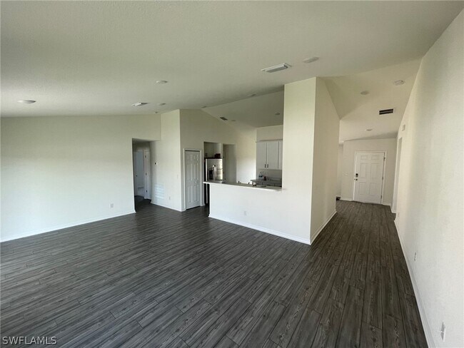 Foto del edificio - 2200 NW 9th Terrace