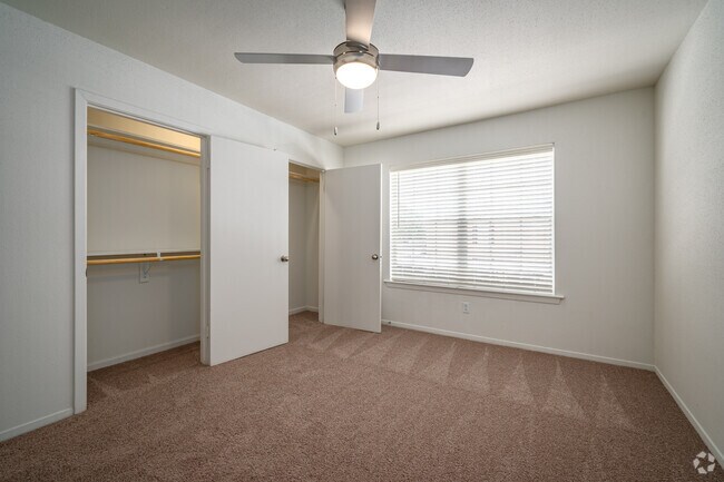 1 dormitorio, 1 baño - 720 pies cuadrados - Village Place
